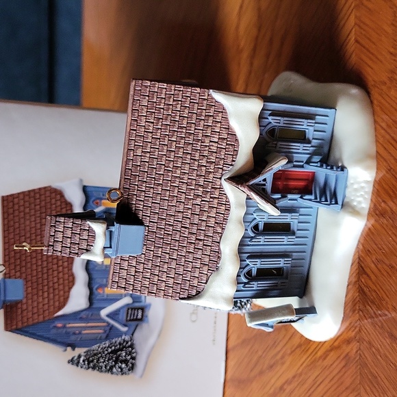 Hallmark (2) 2007 Ornaments - Sledding Into Christmas and Chapel in the Woods - Picture 4 of 8